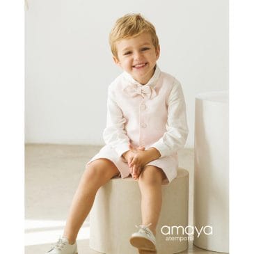 Conjunto Niño Arras en Lino Rosa . Artesanía Amaya
