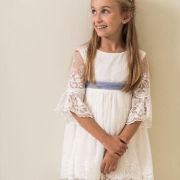 Vestido Rafaela Bordado Espalda. Ormiga